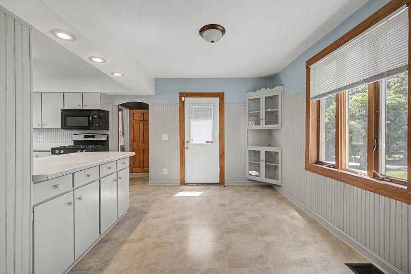 502 Park St, Duluth, MN 55803