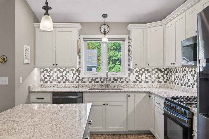 918 Gable St, Taylors Falls, MN 55084