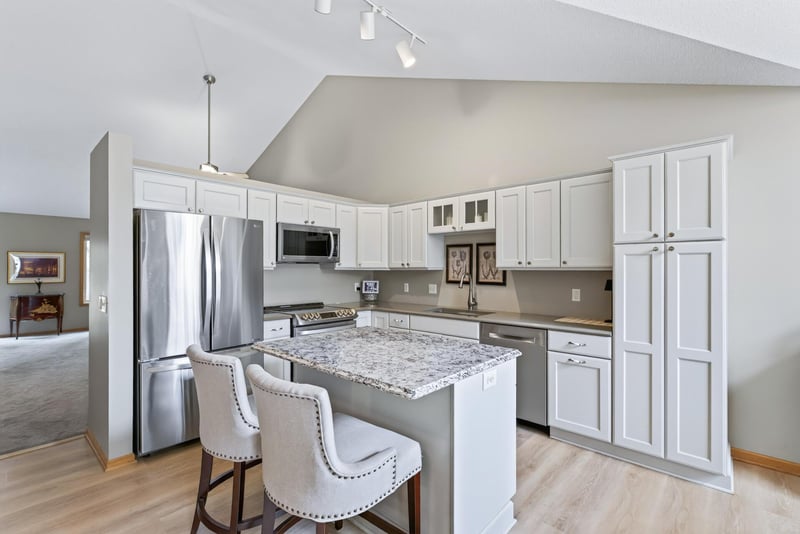 13872 Falcon Ave, Apple Valley, MN 55124