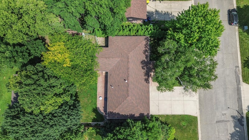 905 Johanna Ave, Willmar, MN 56201