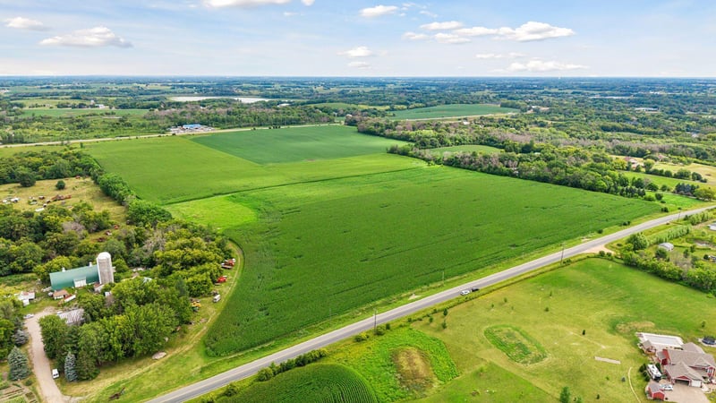 4132 Chippewa Rd, Loretto, MN 55357