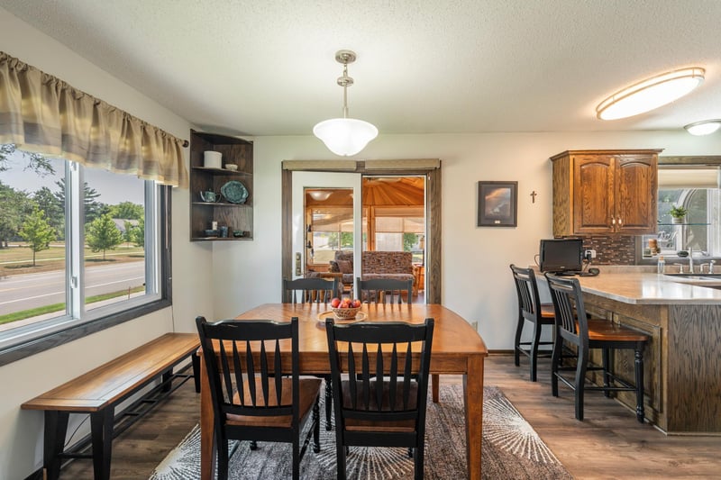 814 4th St SE, Little Falls, MN 56345
