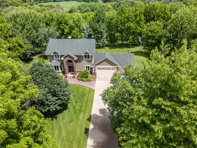 2841 Imperial Ave N, Lake Elmo, MN 55042