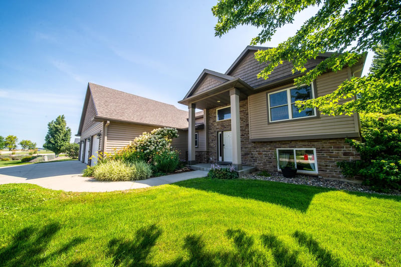 60722 254th Ave, Mantorville, MN 55955