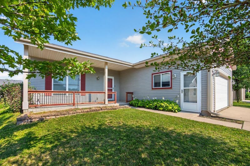 4306 Ivy Ave SE, Rochester, MN 55904
