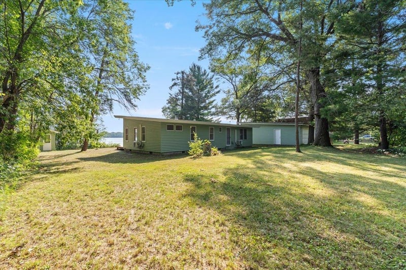 11848 Lougee Lake Rd, Merrifield, MN 56465
