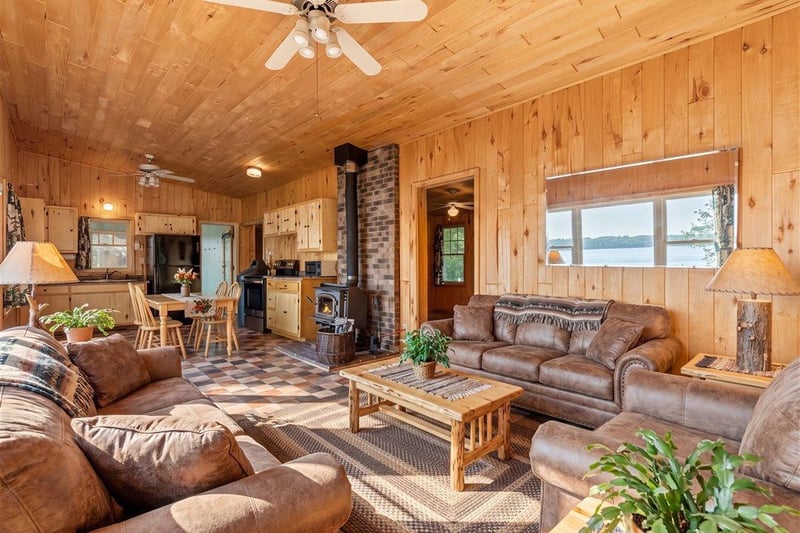 11848 Lougee Lake Rd, Merrifield, MN 56465