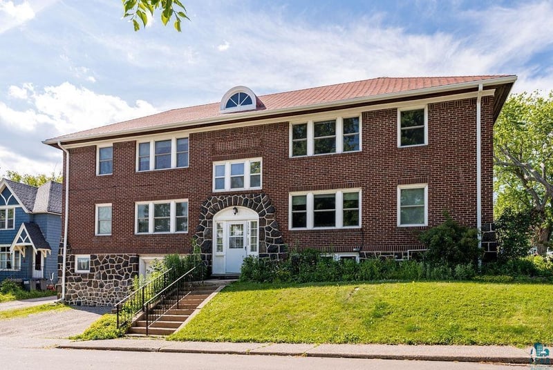 1529 E 5th St, Duluth, MN 55812