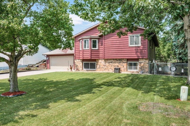 6316 113th Pl N, Champlin, MN 55316