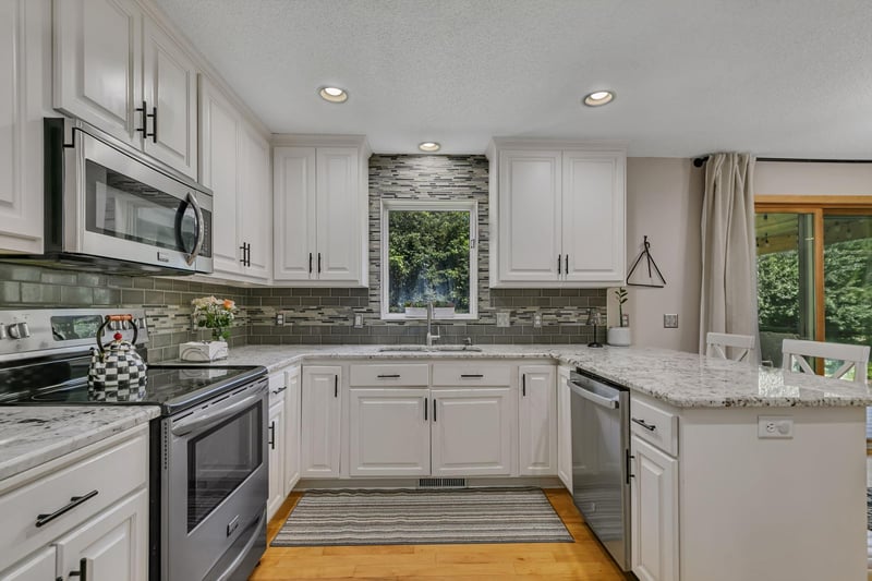 14000 Parkview Dr, Becker, MN 55308