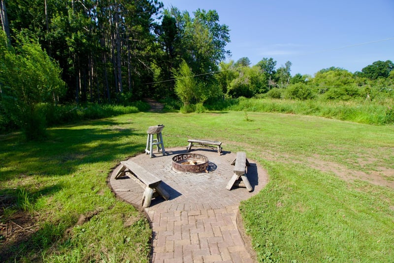 640 Superior Ave, Crosby, MN 56441