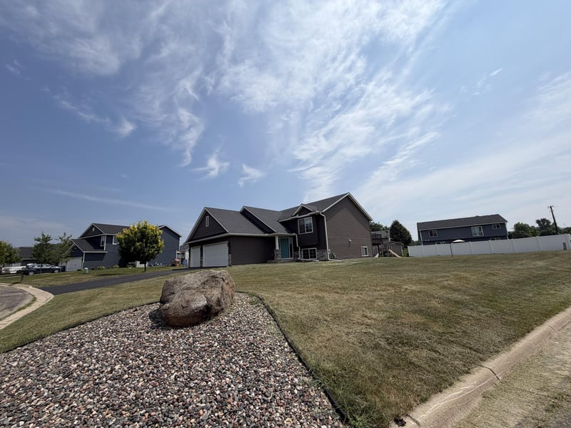 2401 Foxtail Ln, Faribault, MN 55021