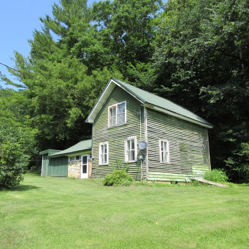 W1620 County Rd S, Plum City, WI 54761