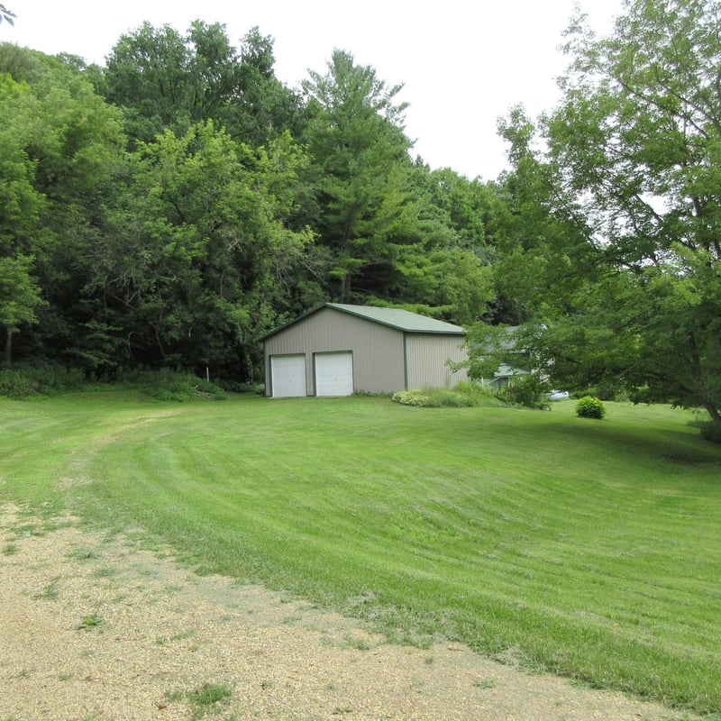 W1620 County Rd S, Plum City, WI 54761