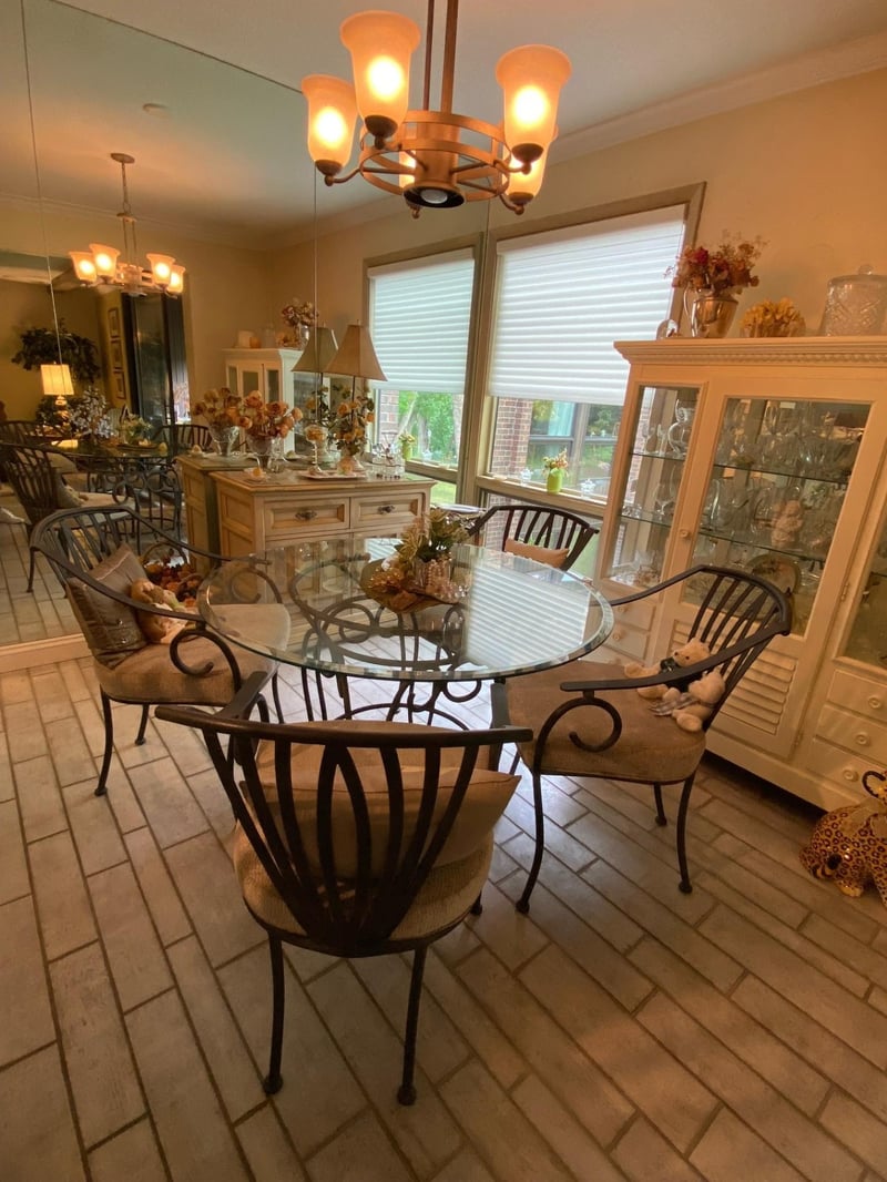 6075 Lincoln Dr #201, Edina, MN 55436