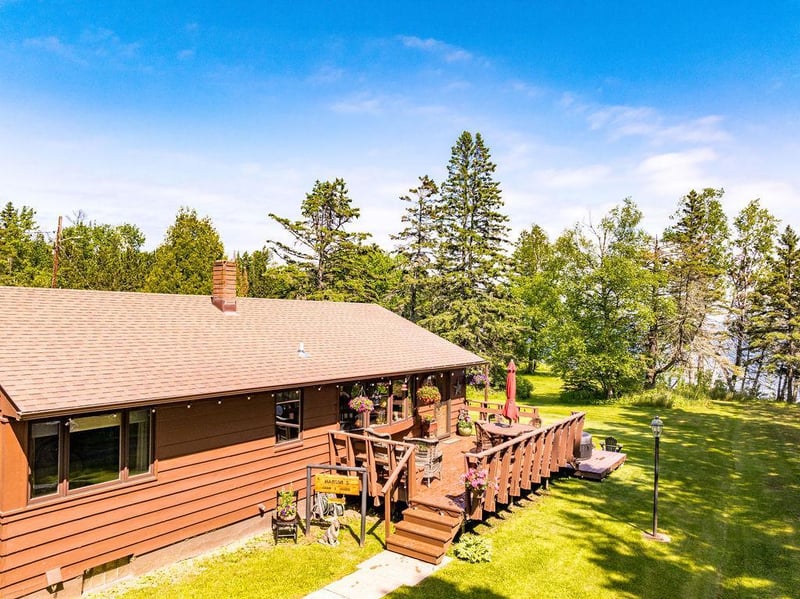 1690 Highway 61, Two Harbors, MN 55616