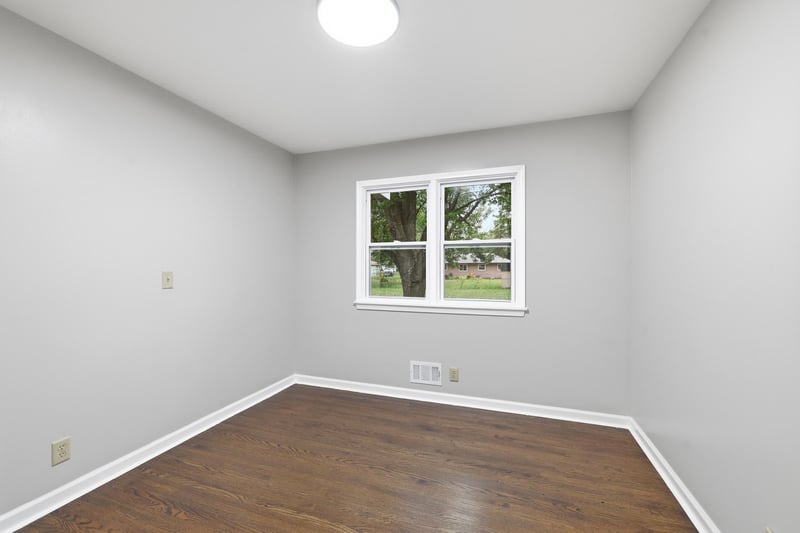 6717 65th Ave N, Brooklyn Park, MN 55428