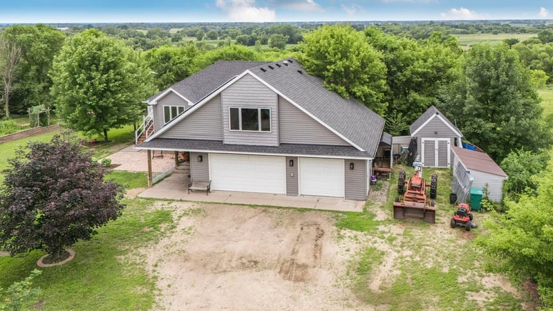 33381 743rd Ave, South Haven, MN 55382