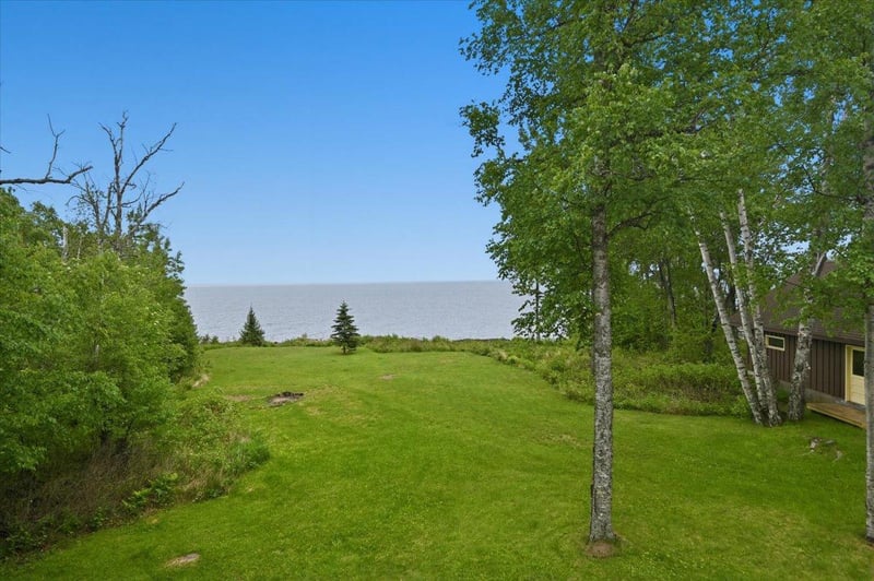 1820 Mary St, Beaver Bay, MN 55601