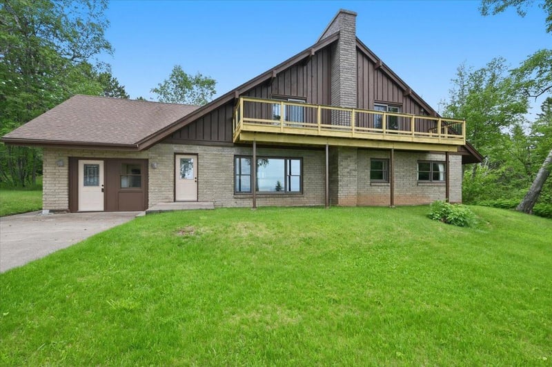 1820 Mary St, Beaver Bay, MN 55601