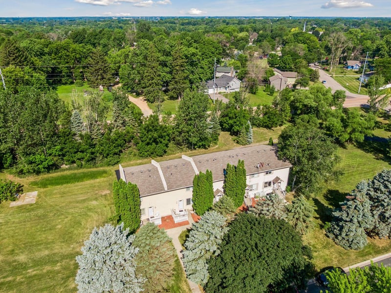417 Hunter Dr, Watertown, MN 55388