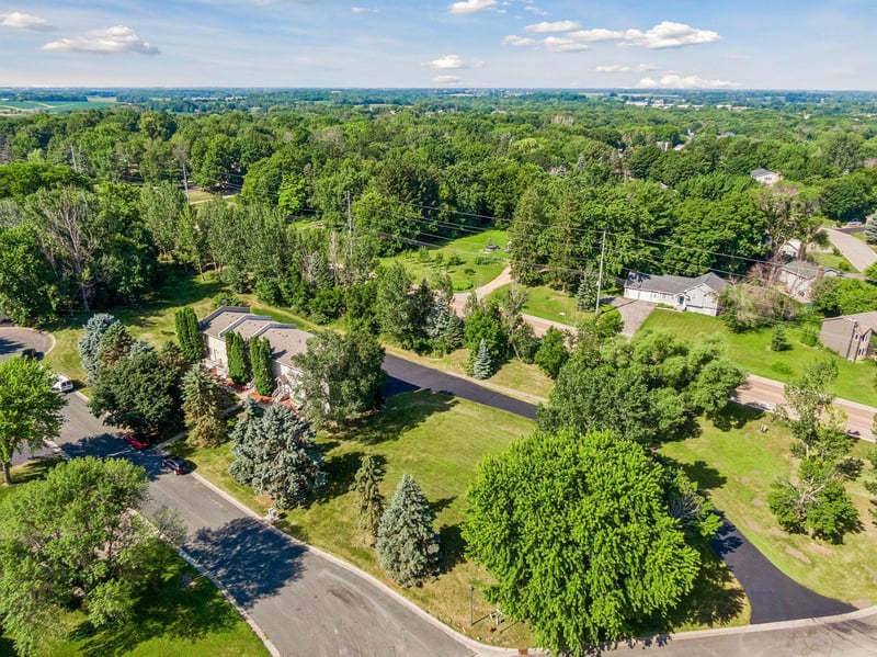 417 Hunter Dr, Watertown, MN 55388