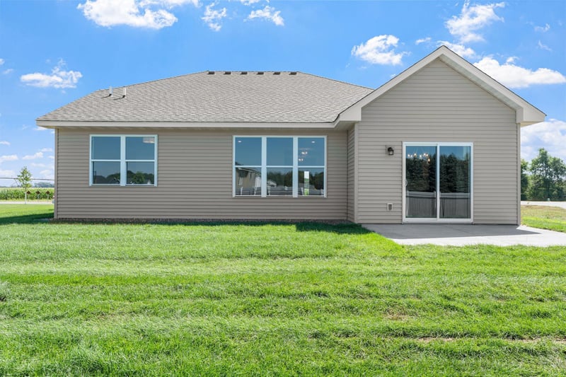 12184 41st Ave Se, Becker, MN 55308