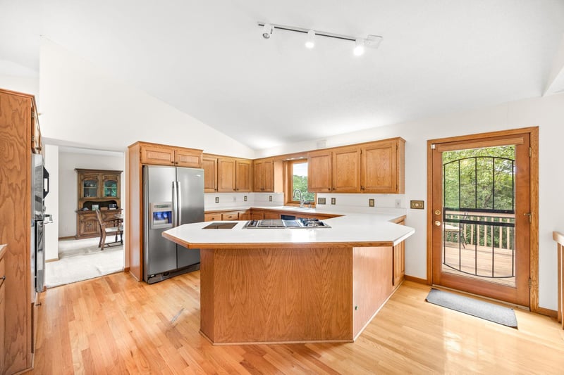 5135 Trenton Ln N, Plymouth, MN 55442