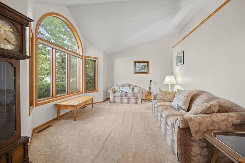 5135 Trenton Ln N, Plymouth, MN 55442