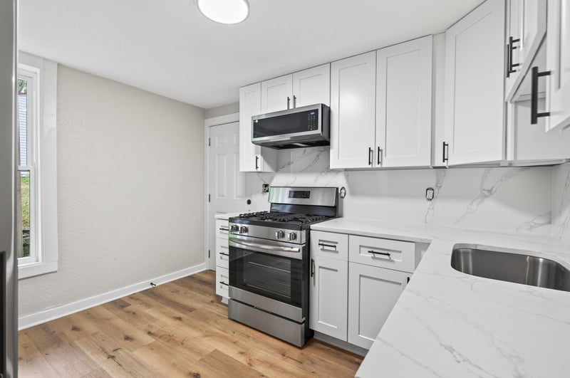 2218 Irving Ave N, Minneapolis, MN 55411