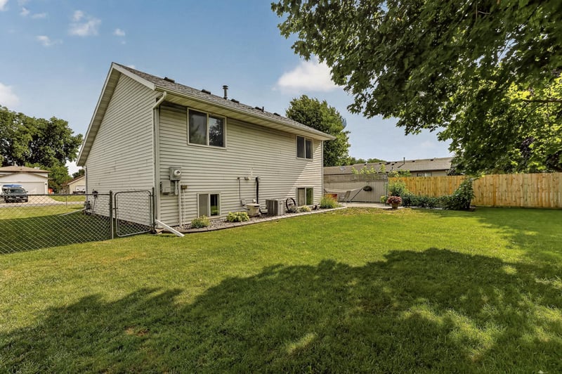 804 3rd St NW, Byron, MN 55920