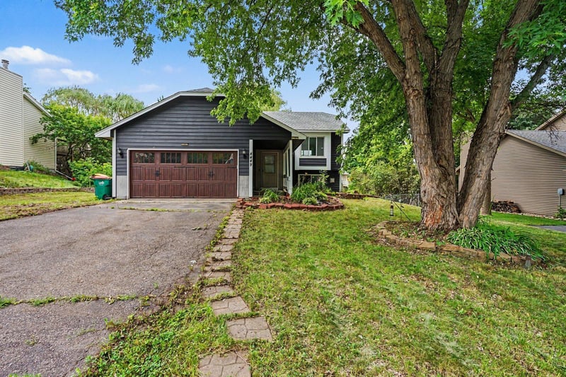 4449 W 144th St, Savage, MN 55378