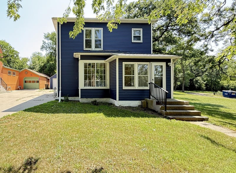 143 Washington St, Granite Falls, MN 56241