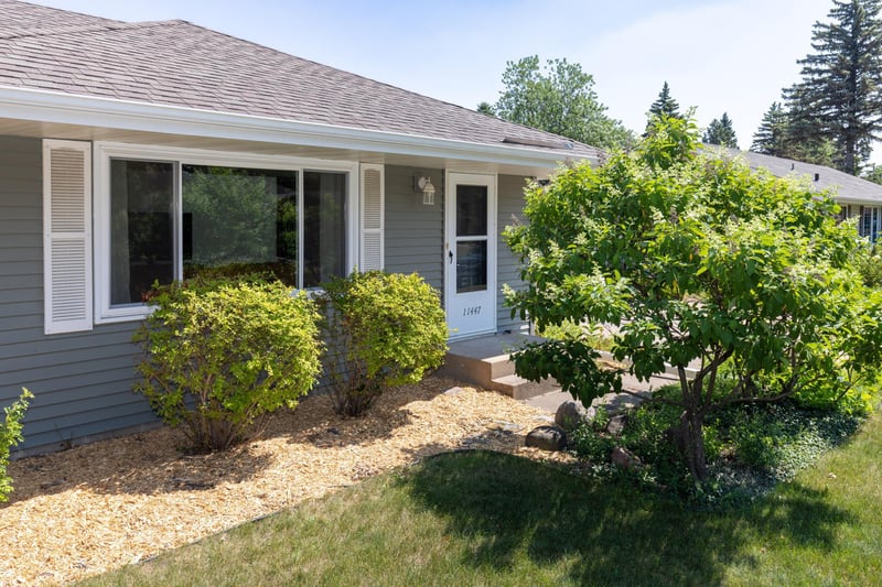 11447 Swallow St NW, Coon Rapids, MN 55433
