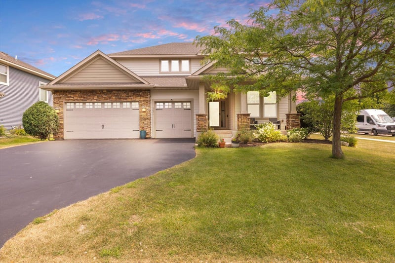 3471 Ridgestone Cir, Woodbury, MN 55129