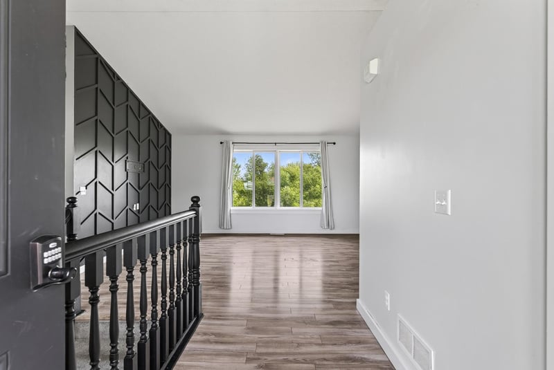 751 Morrison Ave S, Annandale, MN 55302