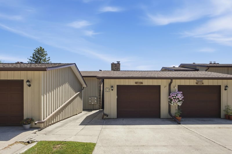 511 Caddy Ave, Moorhead, MN 56560