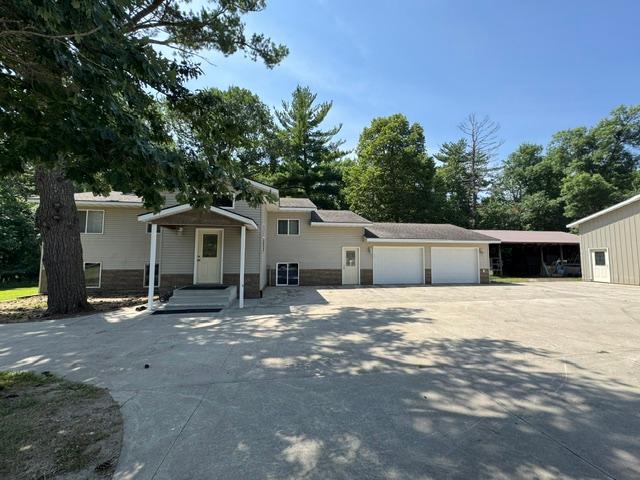 57890 425th St, New York Mills, MN 56567