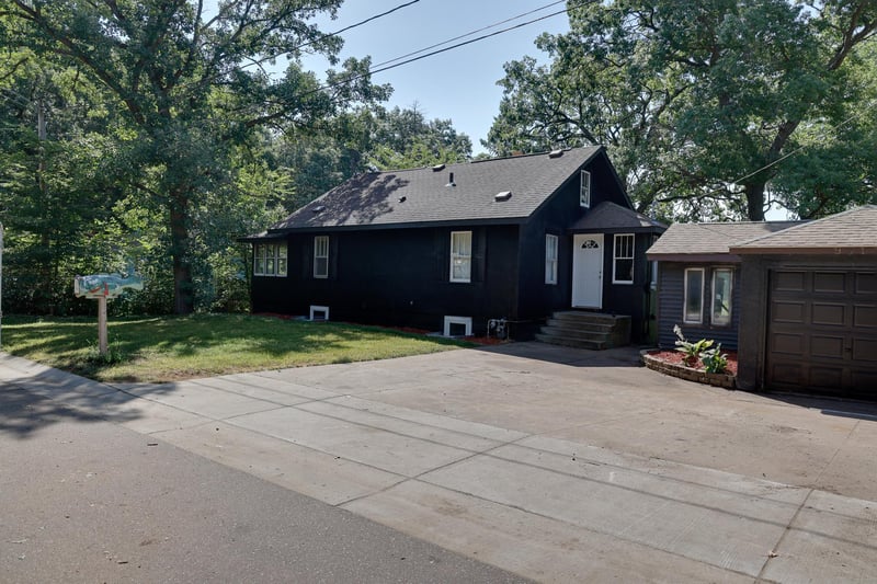 931 Nicollet Ave, Big Lake, MN 55309