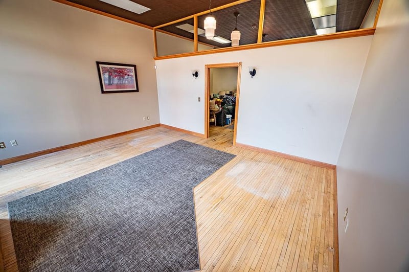 359 W Main St, Ellsworth, WI 54011