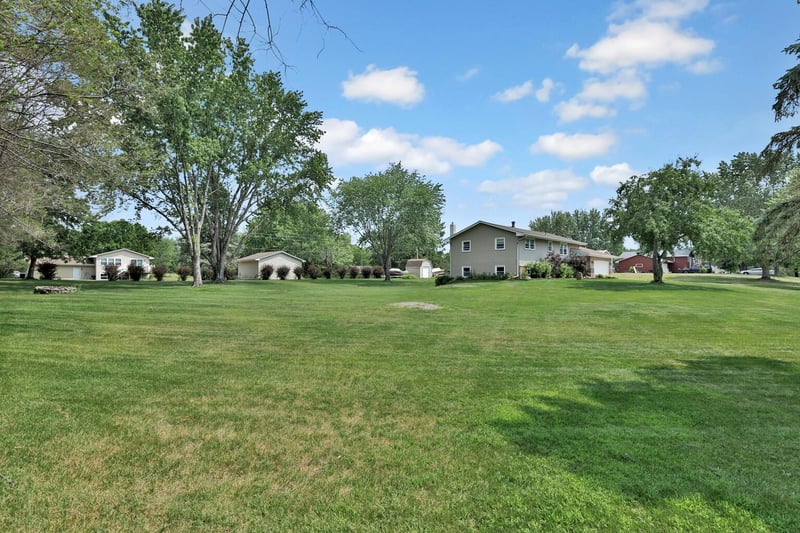 15117 Yakima St NW, Anoka, MN 55303