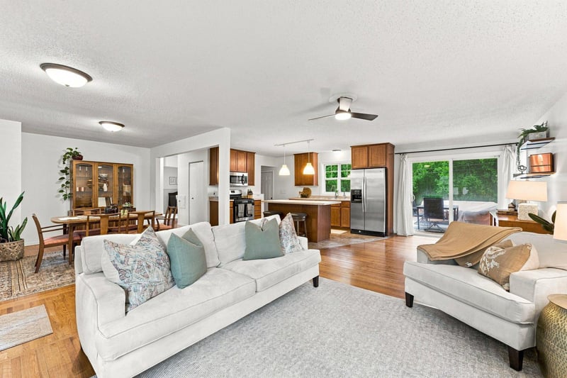 4057 Gisella Blvd, White Bear Lake, MN 55110