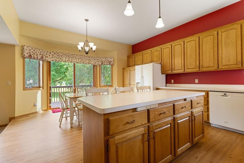 9112 Dunbar Knoll N, Brooklyn Park, MN 55443