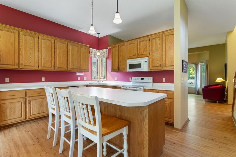 9112 Dunbar Knoll N, Brooklyn Park, MN 55443