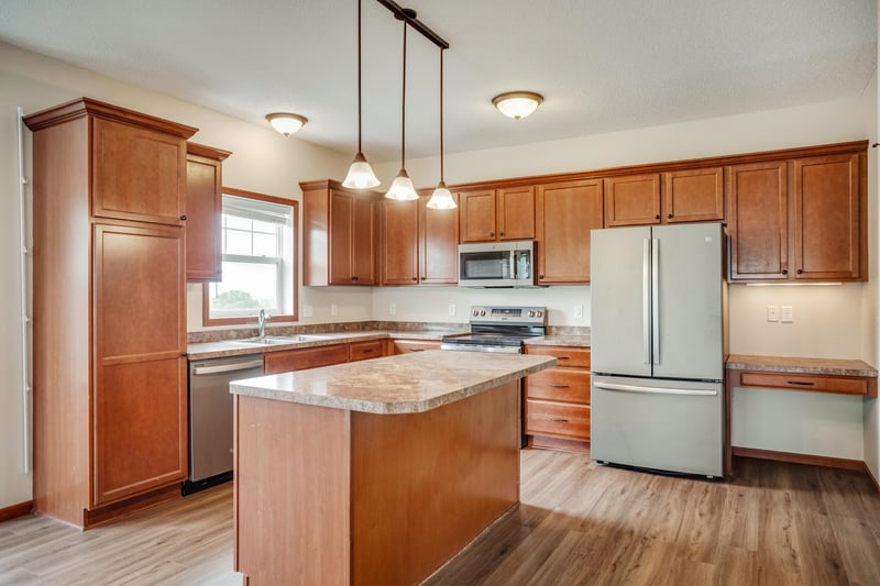 13229 Virginia Ave S, Savage, MN 55378