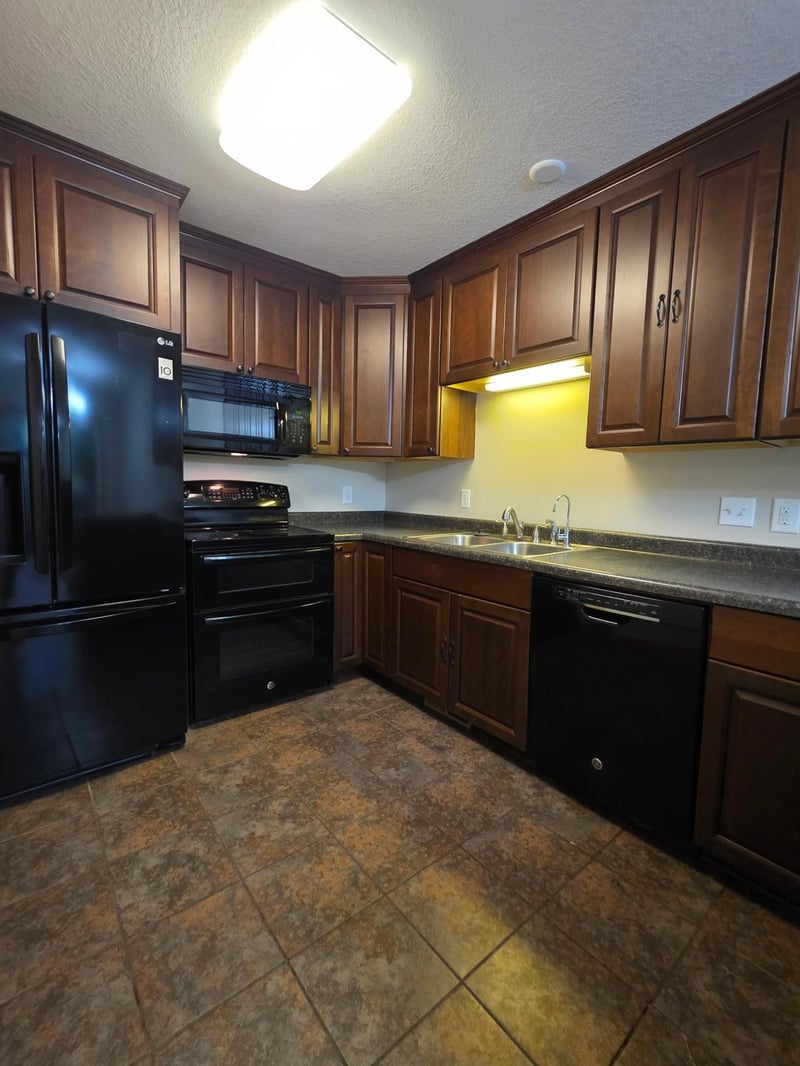 1527 Aspen Dr, Eagan, MN 55122