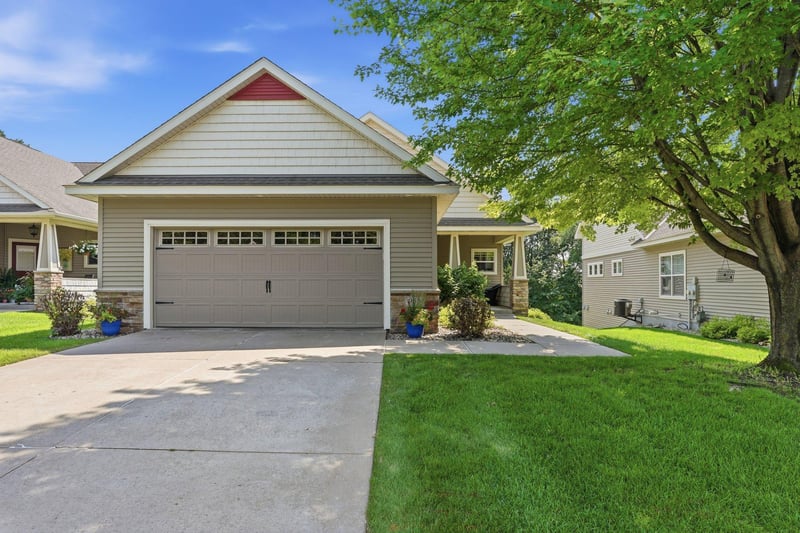 953 Firesteed Rg, Waconia, MN 55387
