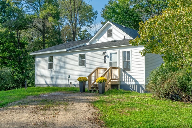 927 75th St, Amery, WI 54001