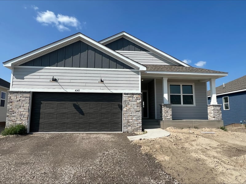 4343 132nd Ave NE, Blaine, MN 55449