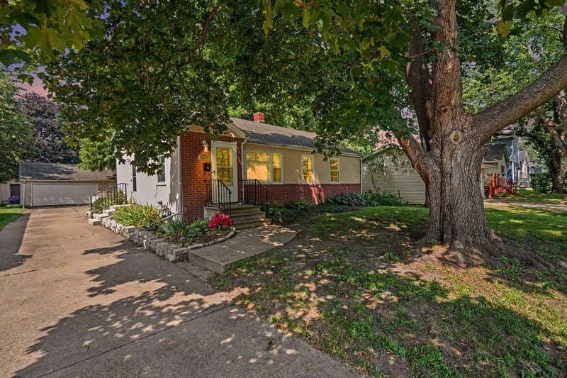 1769 Pleasant St, Lauderdale, MN 55113